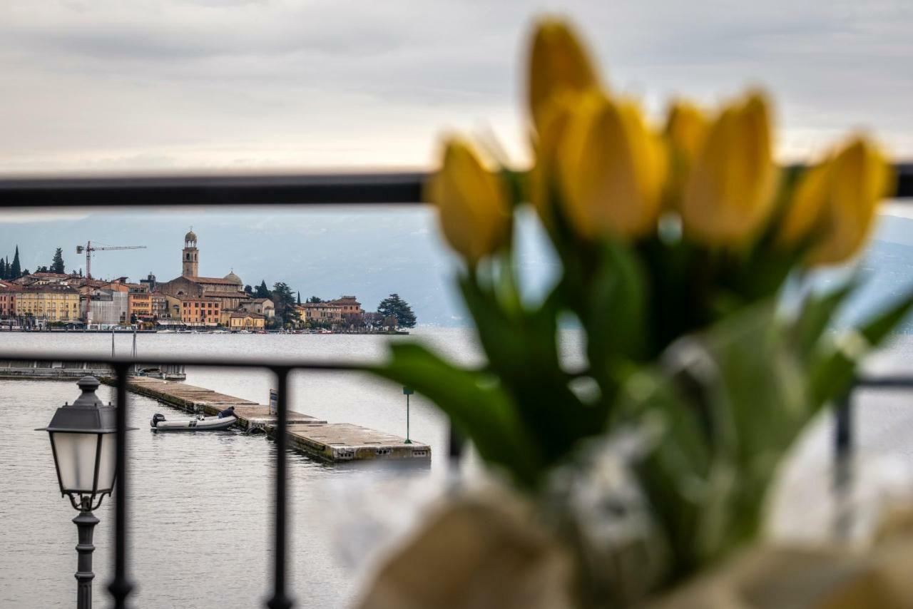 Casa Mari Fronte Lago Lejlighed Salò Eksteriør billede